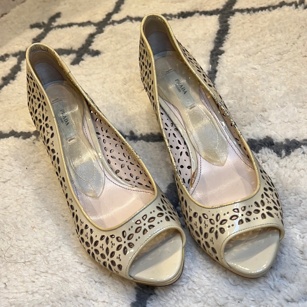 Vintage Prada Pumps